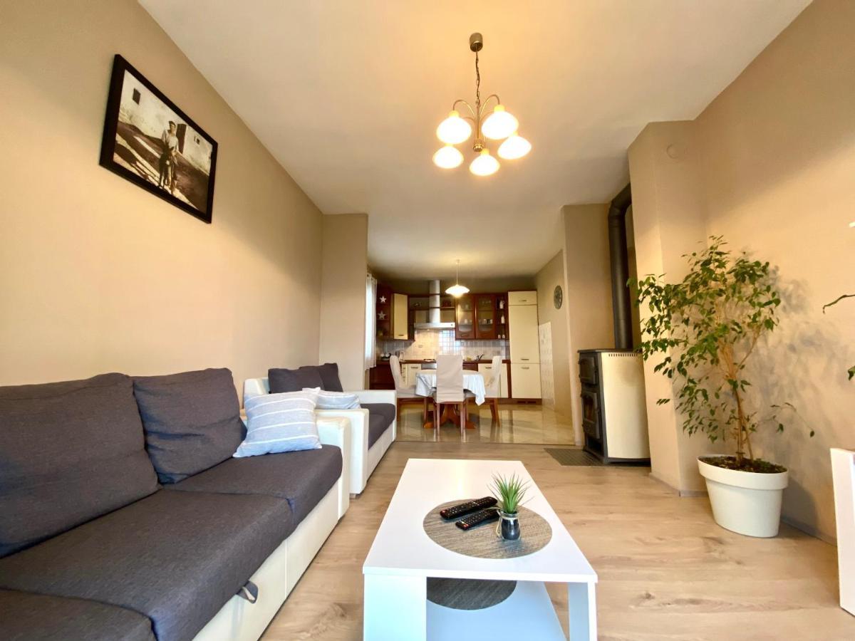 Apartment Marcella 1 Ljubač Eksteriør bilde