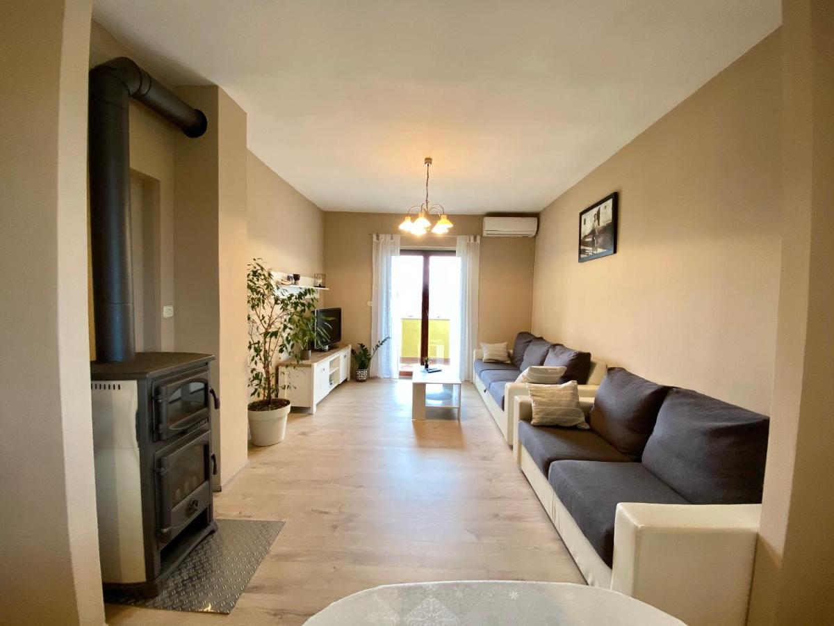 Apartment Marcella 1 Ljubač Eksteriør bilde