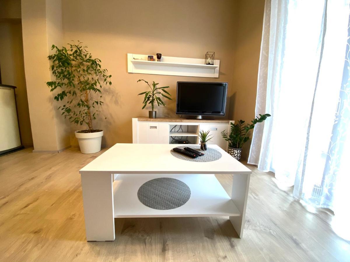 Apartment Marcella 1 Ljubač Eksteriør bilde