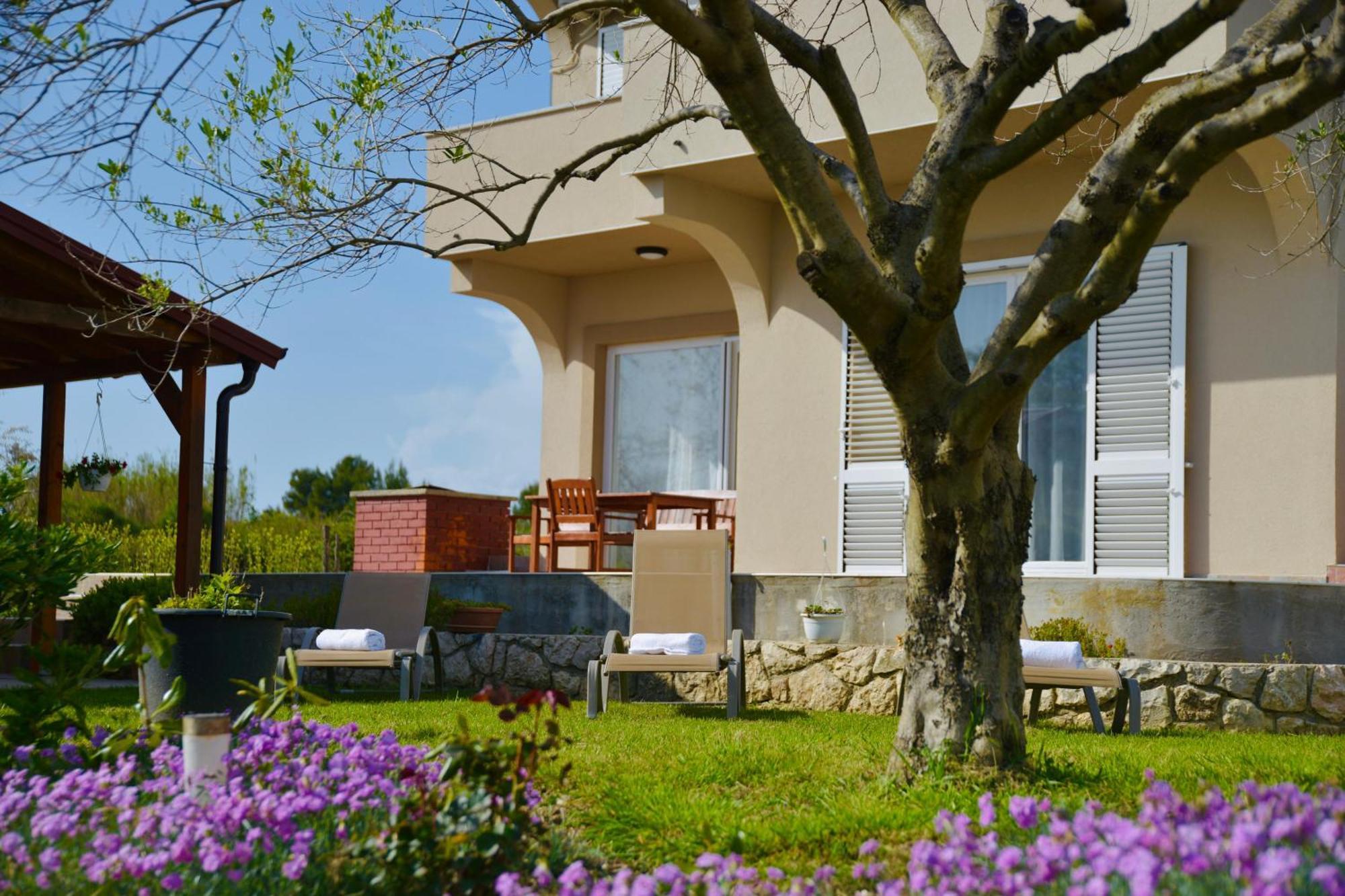 Apartment Marcella 1 Ljubač Eksteriør bilde