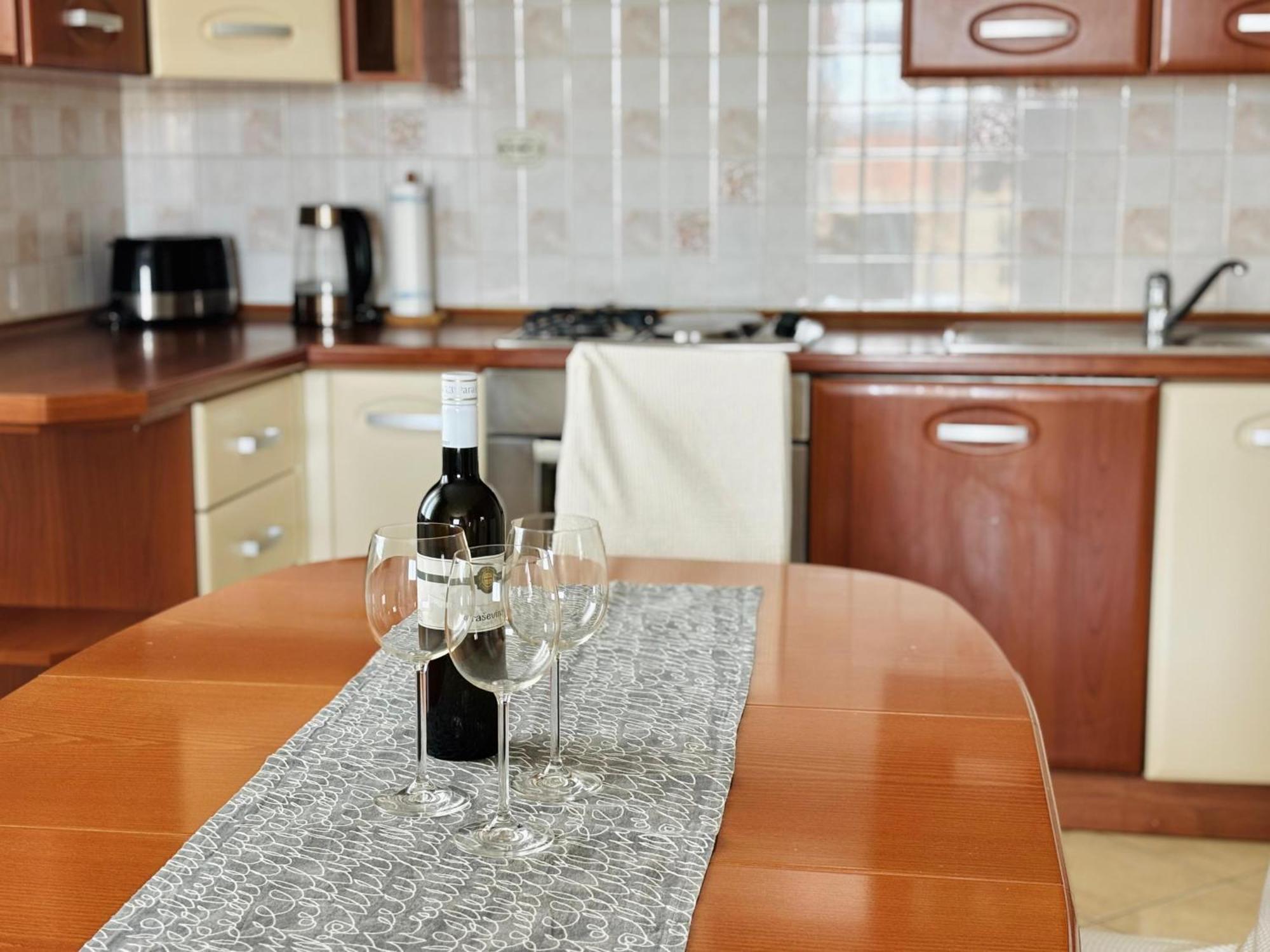 Apartment Marcella 1 Ljubač Eksteriør bilde