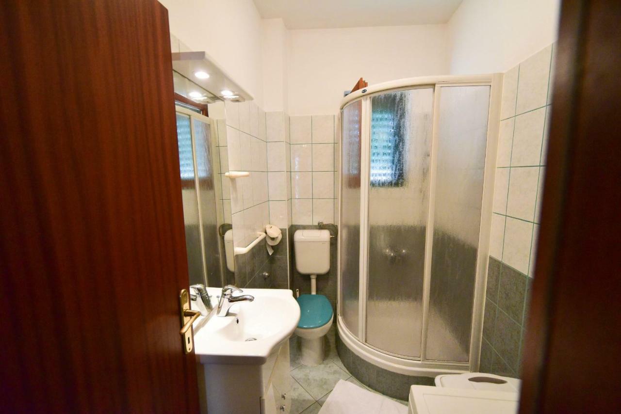 Apartment Marcella 1 Ljubač Eksteriør bilde